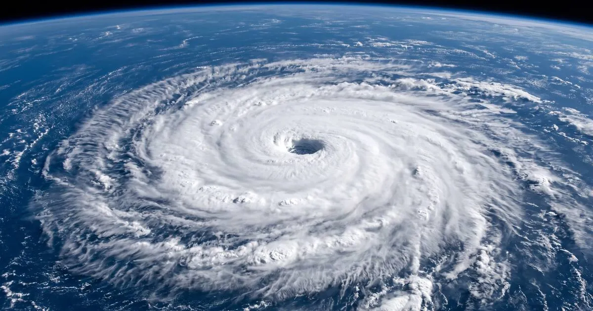 Cyclones : un jour de préavis de plus, avec un modèle cent fois moins fin
